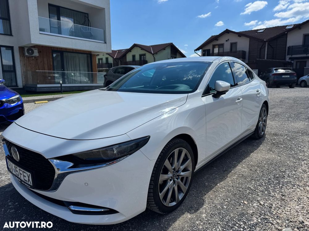 Mazda 3 e-Skyactiv X186 MHEV GT+ - 4