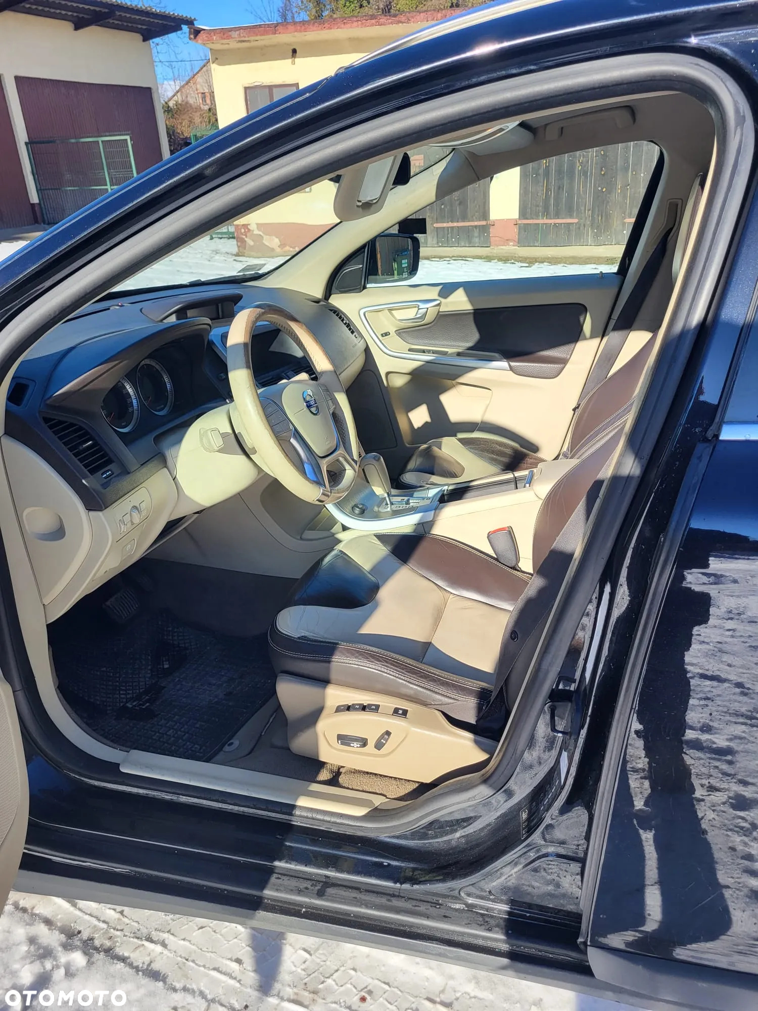 Volvo XC 60 - 12