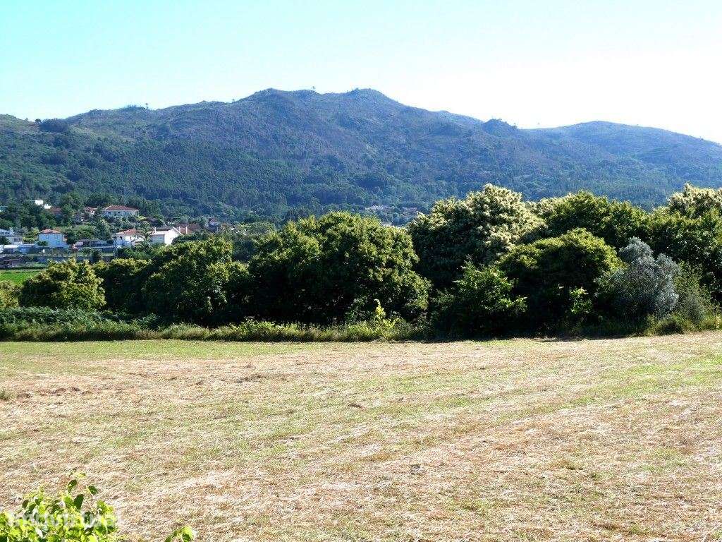 Terreno URBANO 7.045m2 para 12-15 Moradias. Portugal, Navió, Ponte ... - Grande imagem: 2/8