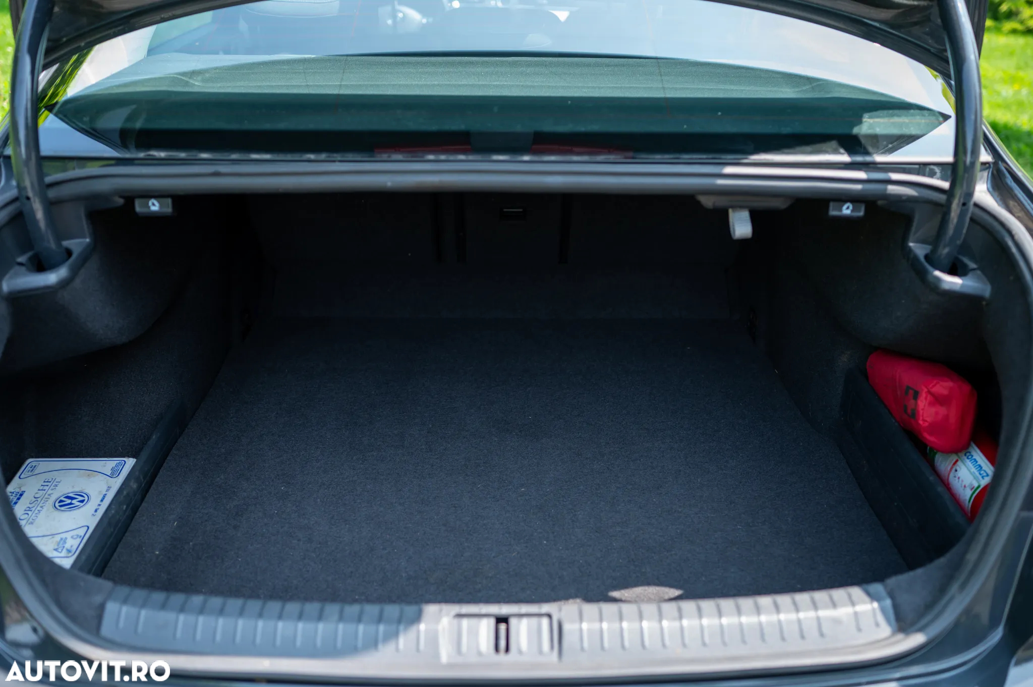 Volkswagen Passat - 9