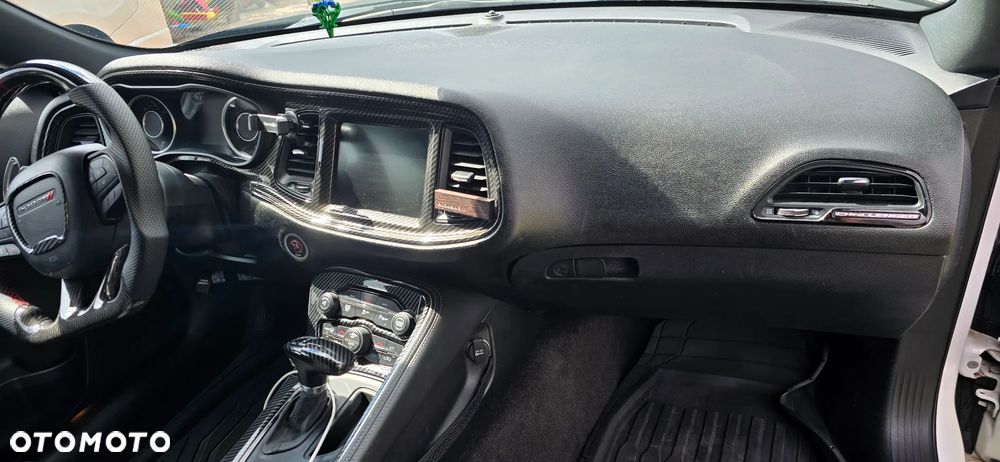 Dodge Challenger - 26