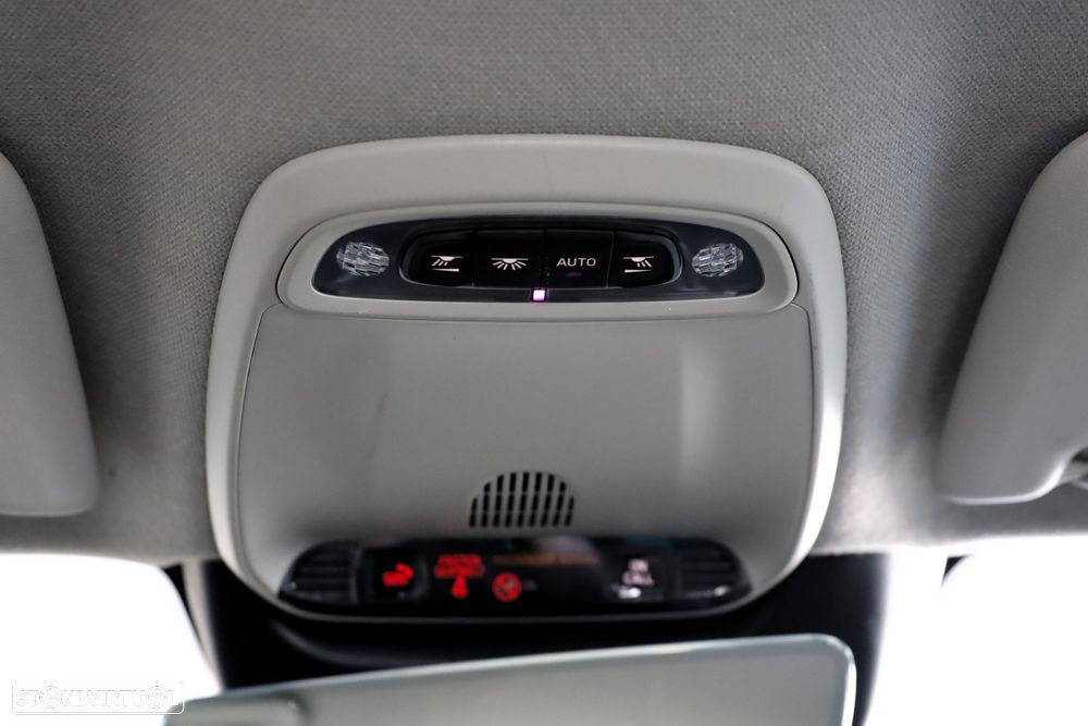 Volvo XC 40 1.5 T5 PHEV Plus Bright - 32