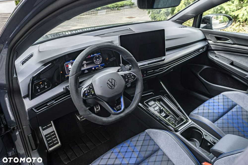Volkswagen Golf - 13