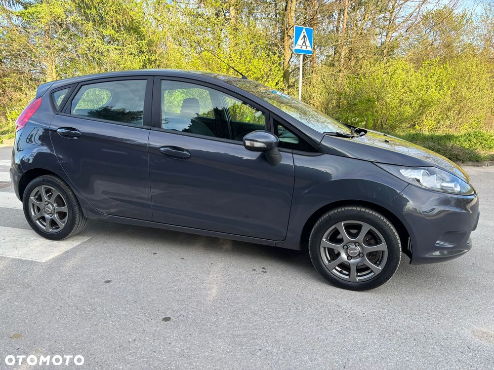 Ford Fiesta 1.25 Champions Edition - 14