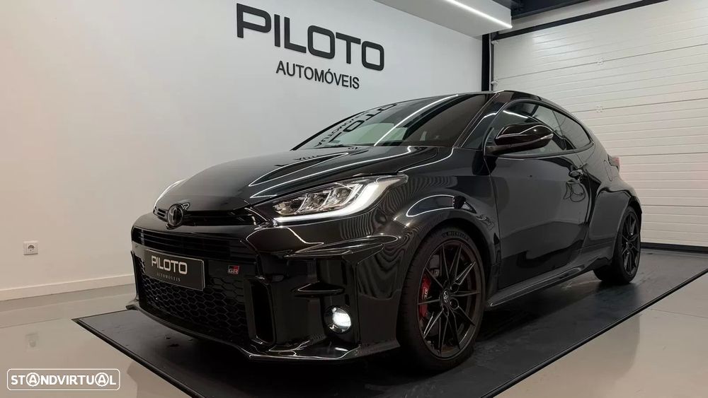 Toyota GR Yaris WRC Triple Edition - 1