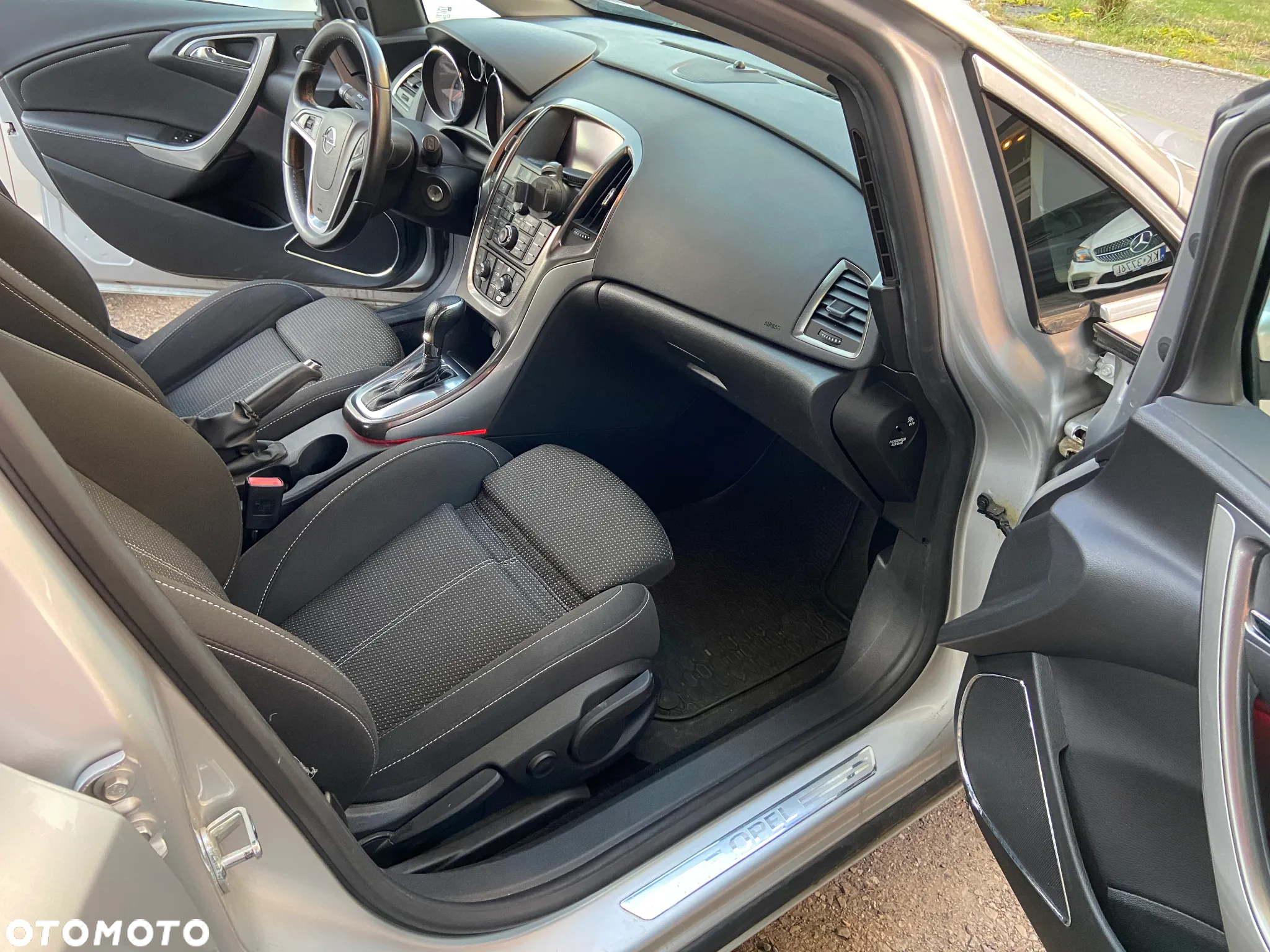Opel Astra IV 2.0 CDTI Cosmo - 21