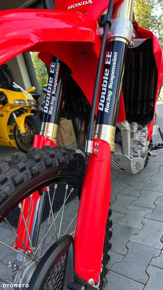 Honda CRF - 16