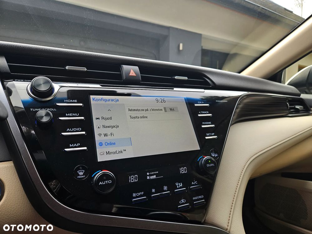 Toyota Camry 2.5 Hybrid Executive CVT - 34