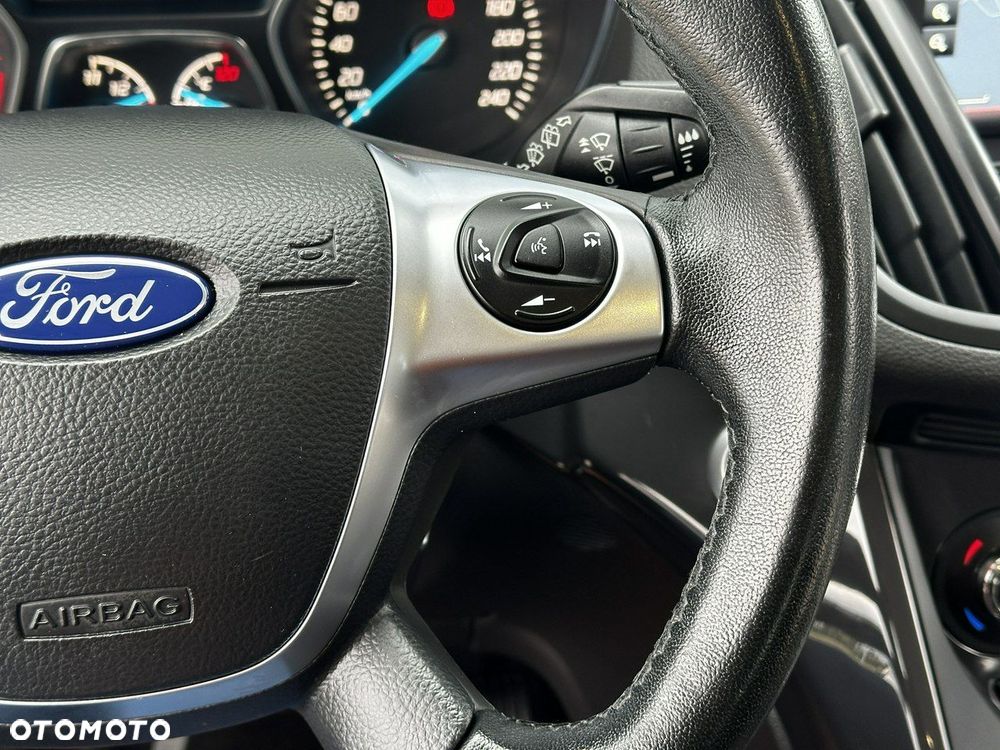 Ford Kuga 1.5 EcoBoost 2x4 SYNC - 19