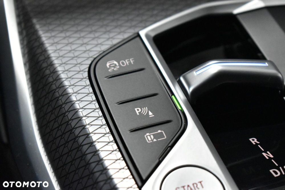 BMW Seria 3 - 20