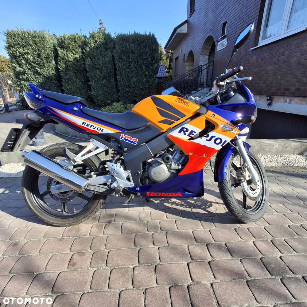 Honda CBR - 1