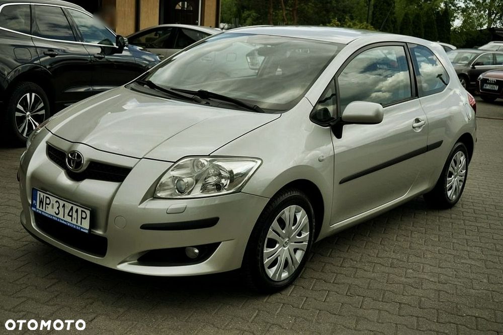 Toyota Auris - 9