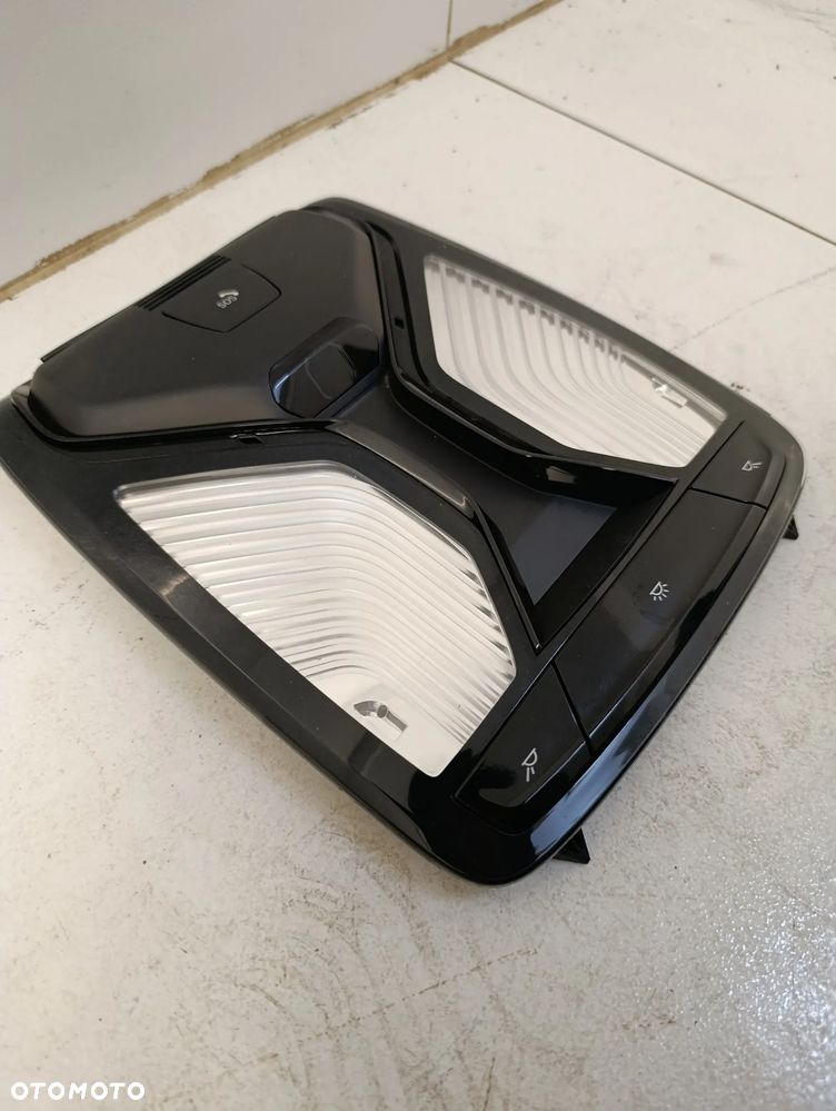 Lampka oświetlenie podsufitki podsufitówki kabiny BMW X4 G02 - 2