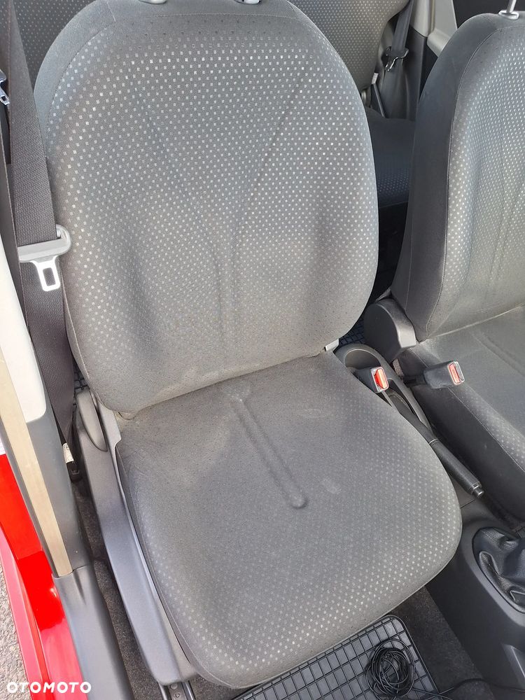 Toyota Yaris 1.33 Luna - 6