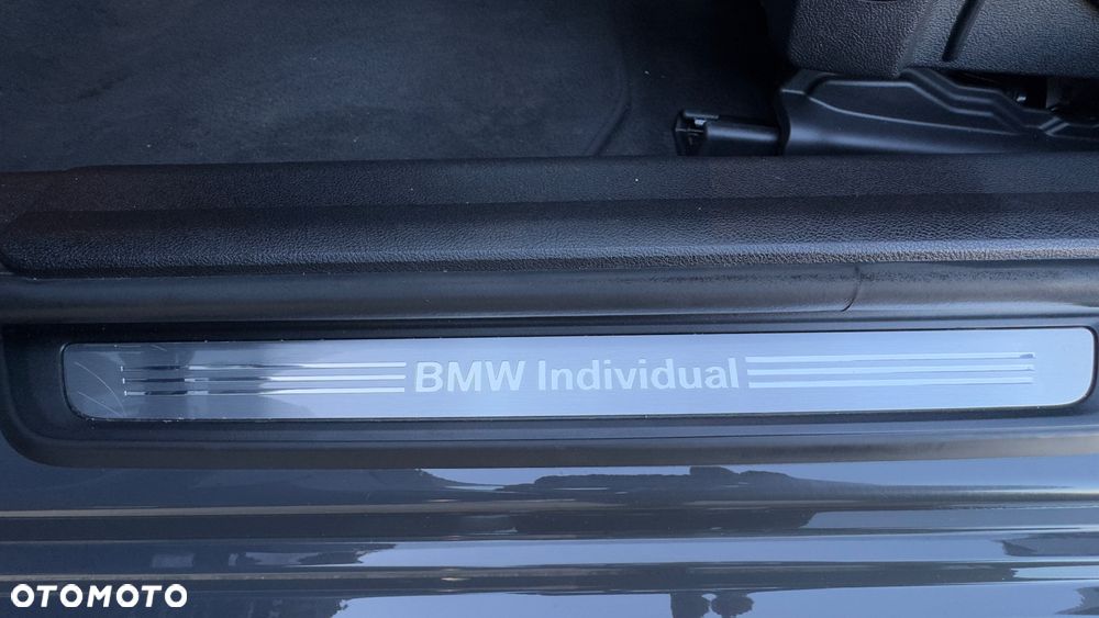 BMW Seria 3 318d Sport Line Shadow - 31