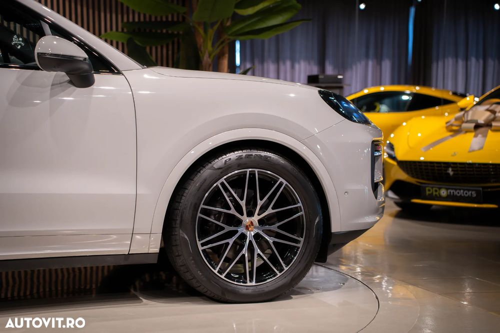 Porsche Cayenne Coupe Standard - 8