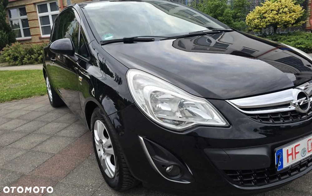 Opel Corsa 1.4 16V Satellite - 4