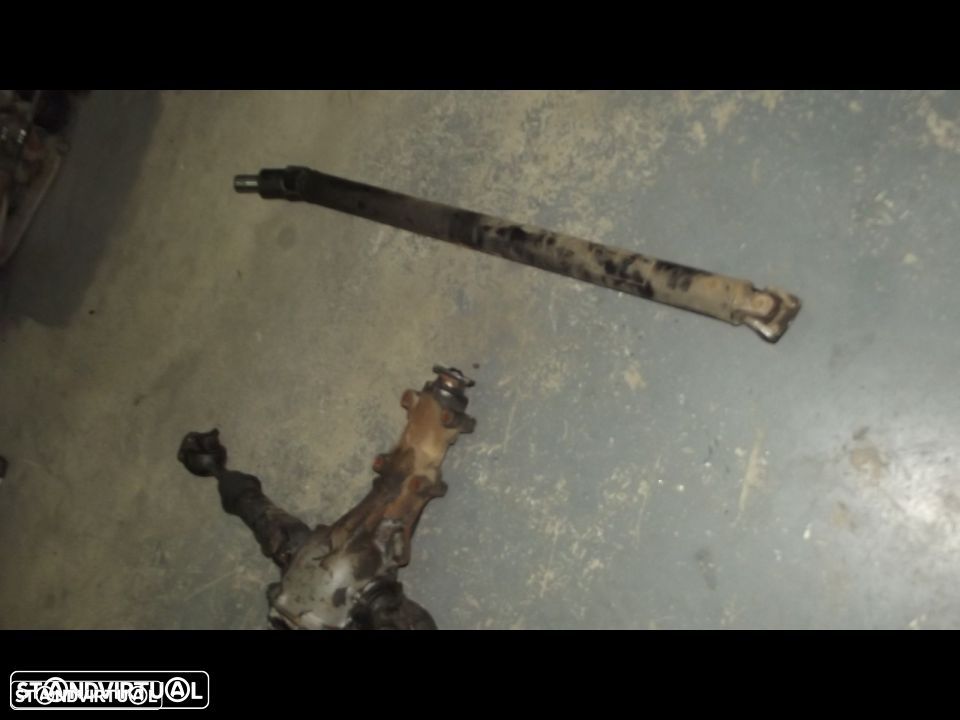 datsun 180 B diferençial c/mangas de eixo e veio de transmissao - 4