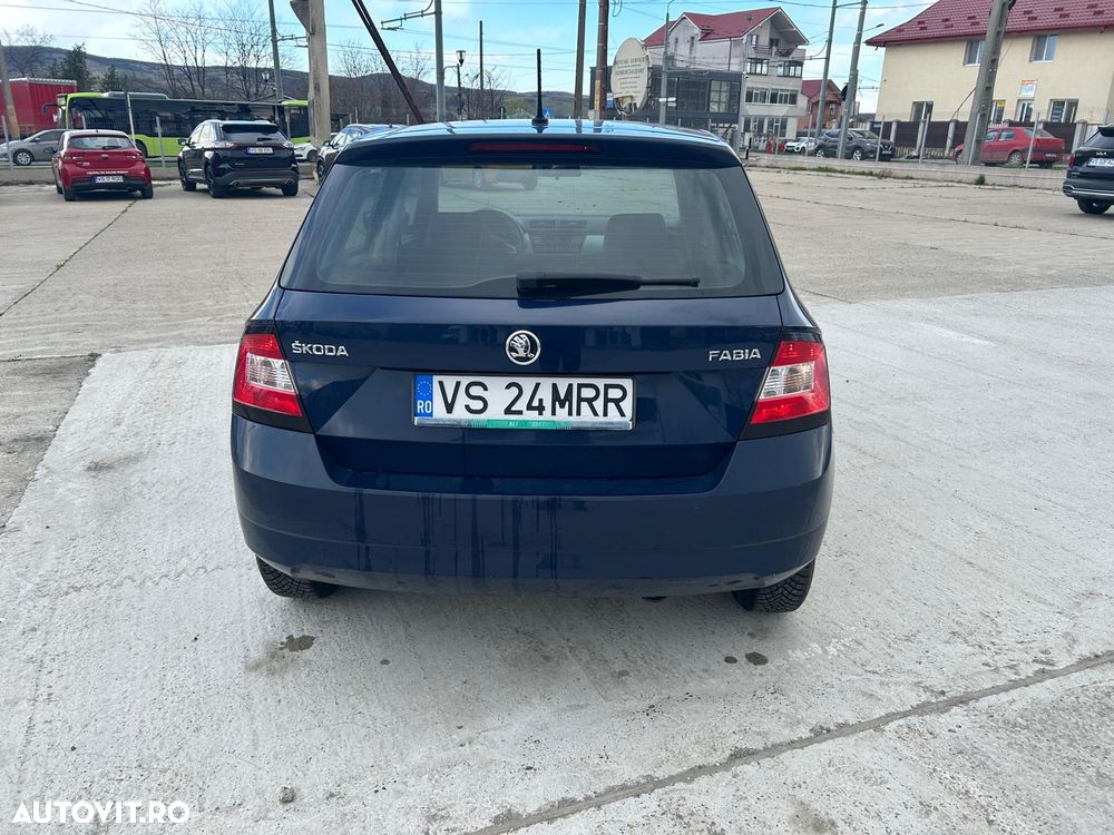 Skoda Fabia 1.0 Active - 10