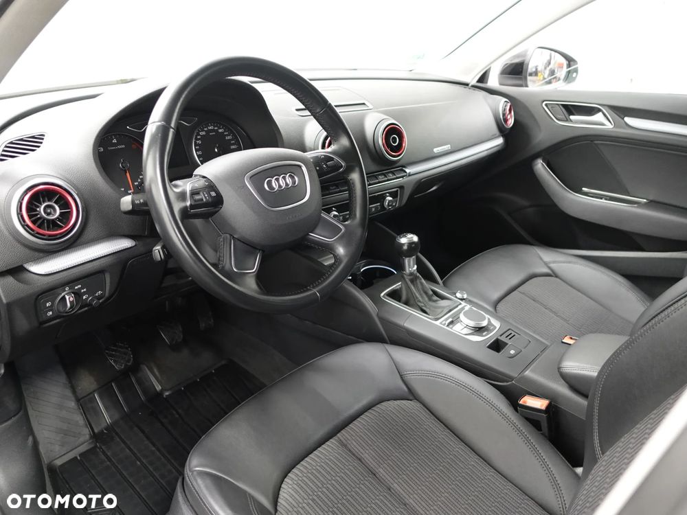 Audi A3 Sportback 2.0 TDI quattro - 19