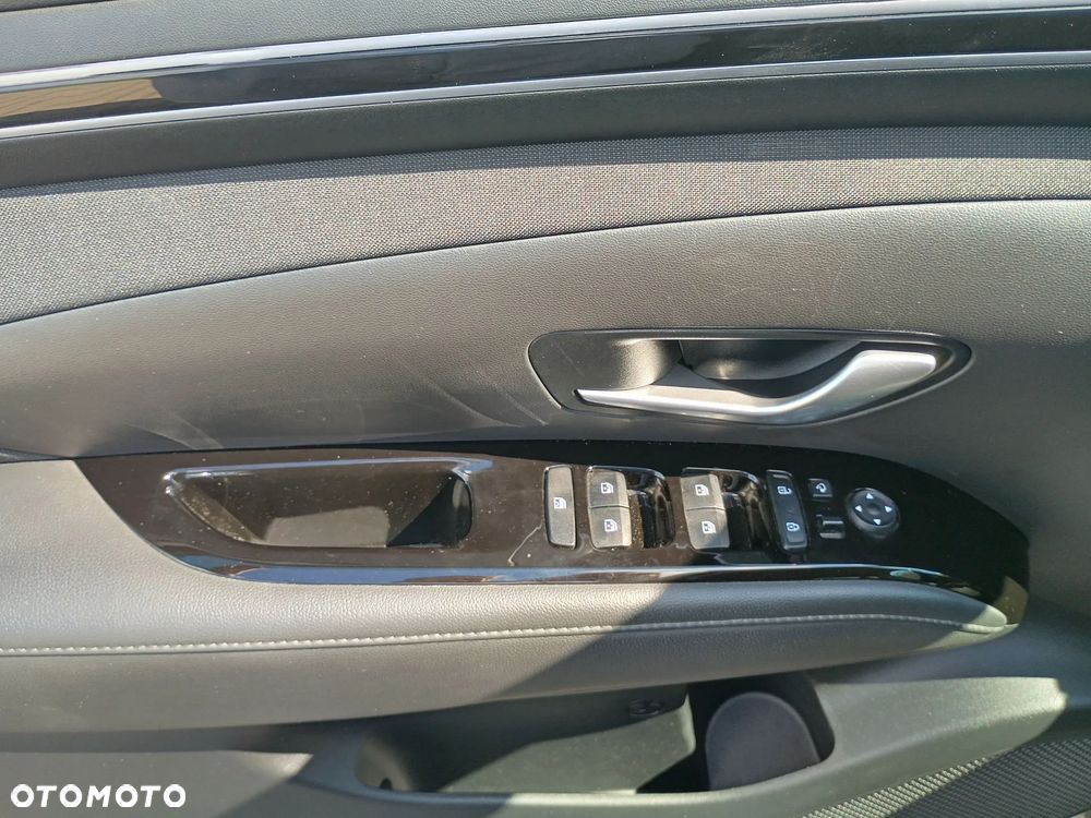 Hyundai Tucson 1.6 T-GDi 48V Executive 4WD DCT - 11