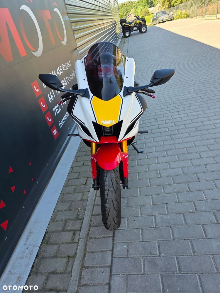 Yamaha R7 - 15