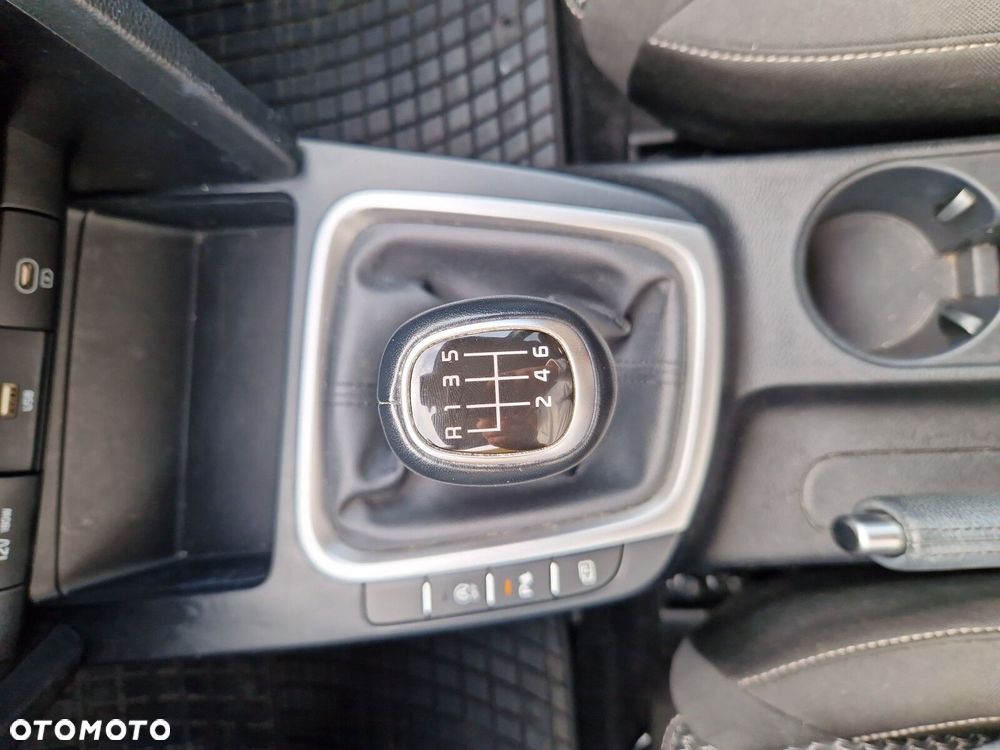 Kia Ceed 1.5 T-GDI M - 28