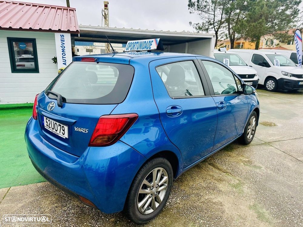 Toyota Yaris 1.0 VVT-i Exclusive - 2
