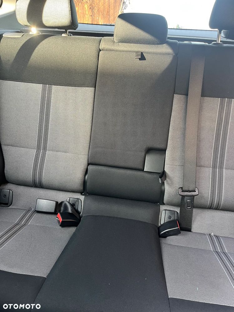 BMW X1 xDrive20d - 11