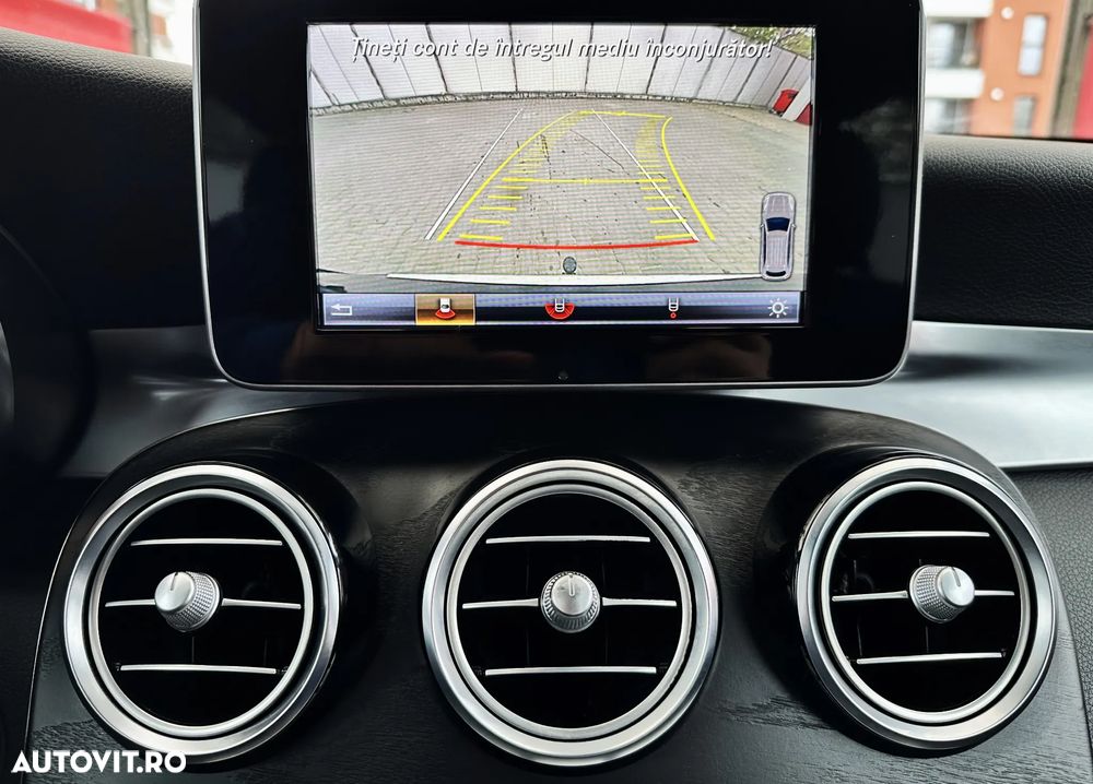 Mercedes-Benz GLC - 31