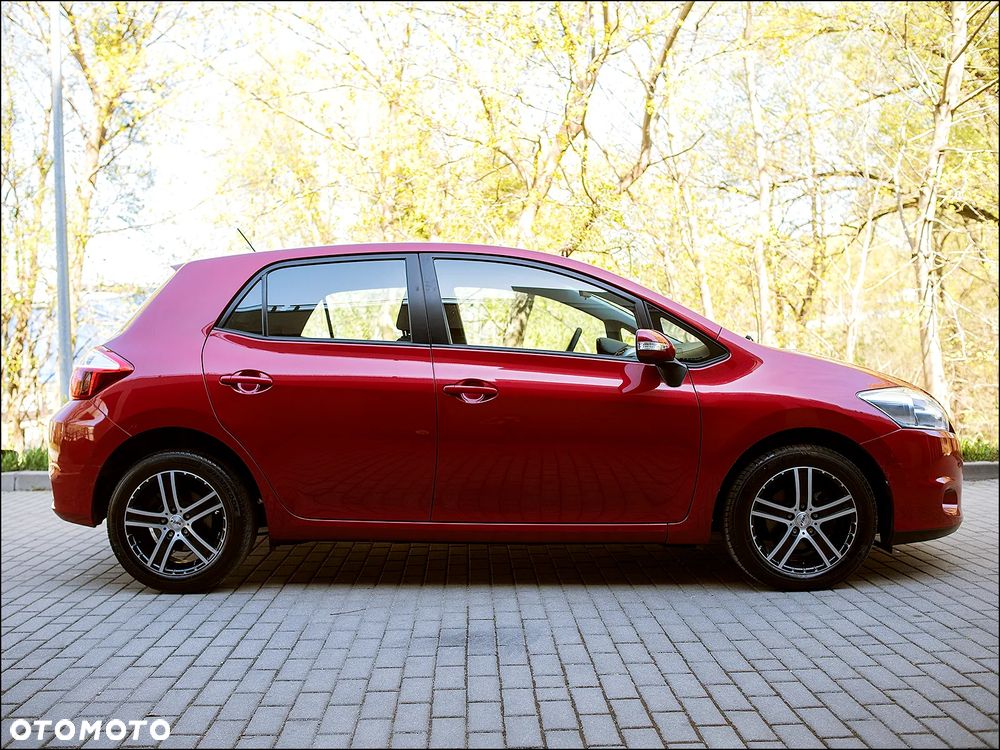 Toyota Auris - 5