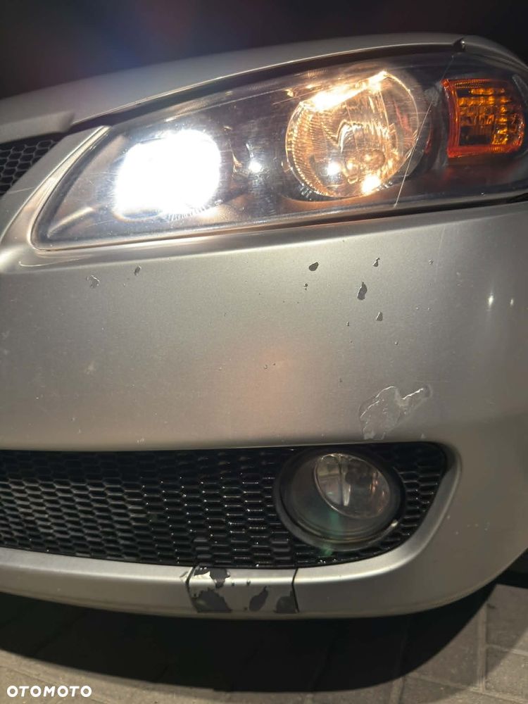 Nissan Almera - 14