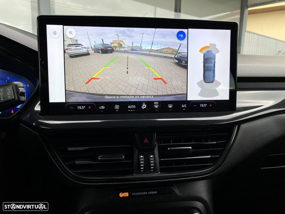Ford Focus SW 1.0 EcoBoost MHEV ST-Line - 18