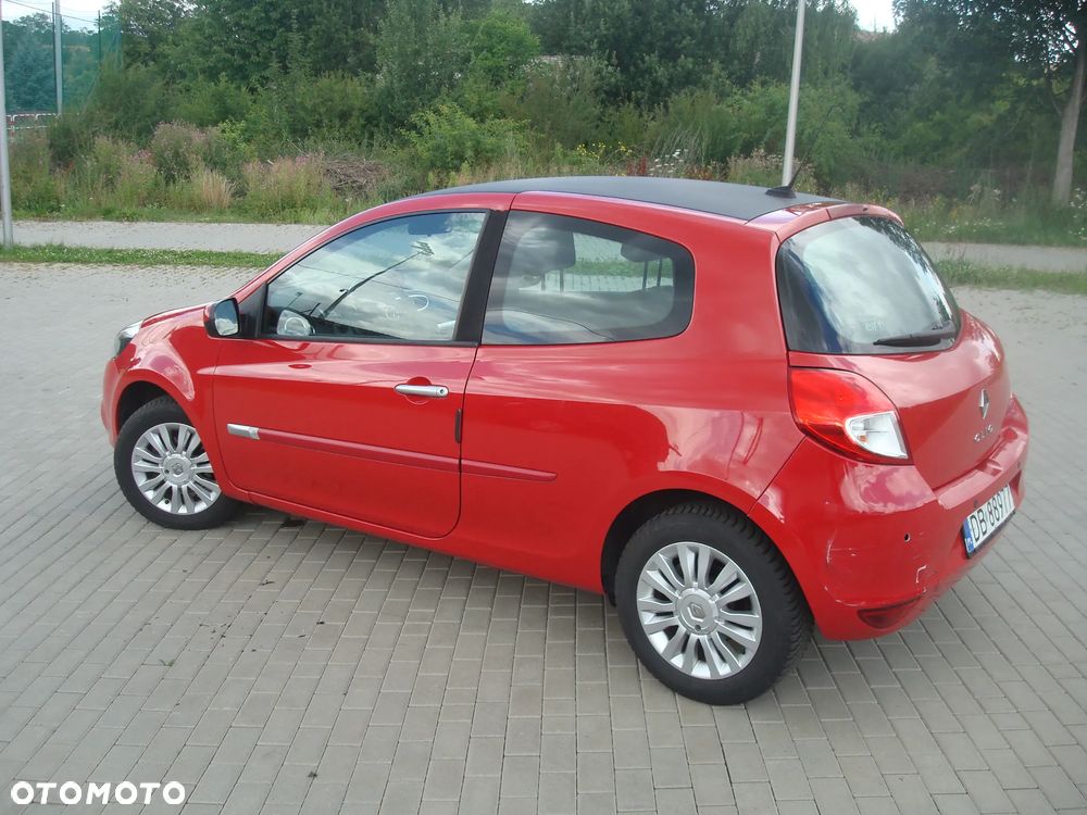 Renault Clio 1.5 dCi Extreme - 10