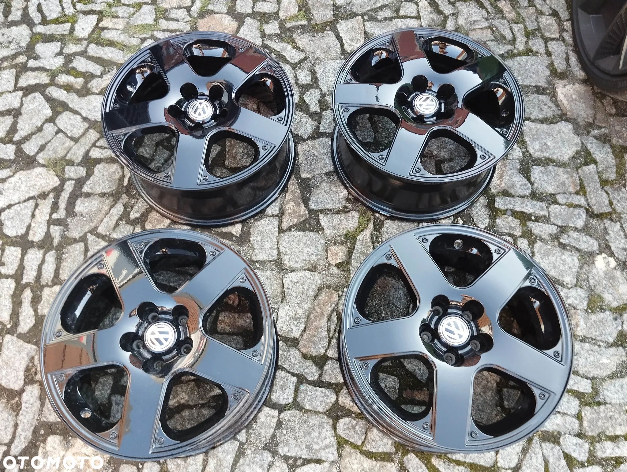 Felgi Alu 5x100 16 7J ET38 do VW Golf 4 VW Polo Audi a3 - 2