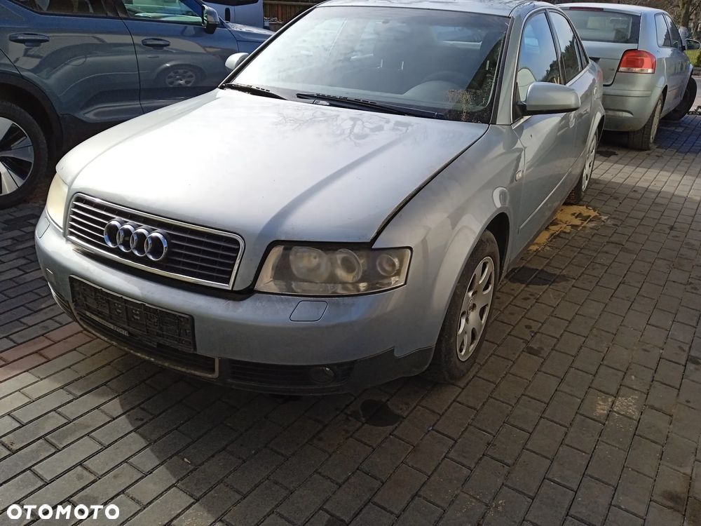 AUDI A4 B6 2.0B ALT KOD SKRZYNI FTX KOD LAKIERU LY7R DRZWI KLAPA LAMPY ZDERZAK SILNIK CZĘŚCI - 1
