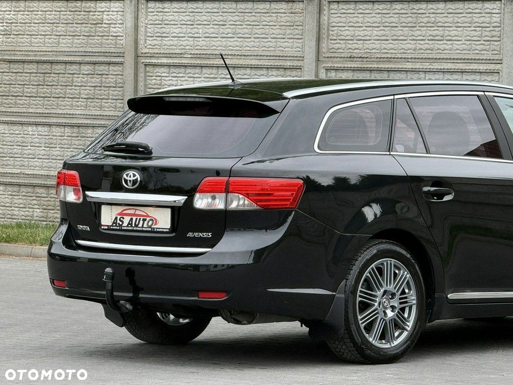 Toyota Avensis 1.8 Executive - 40