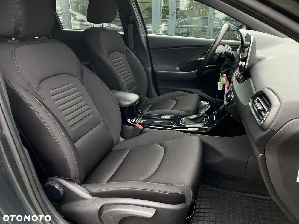 Hyundai i30 - 33