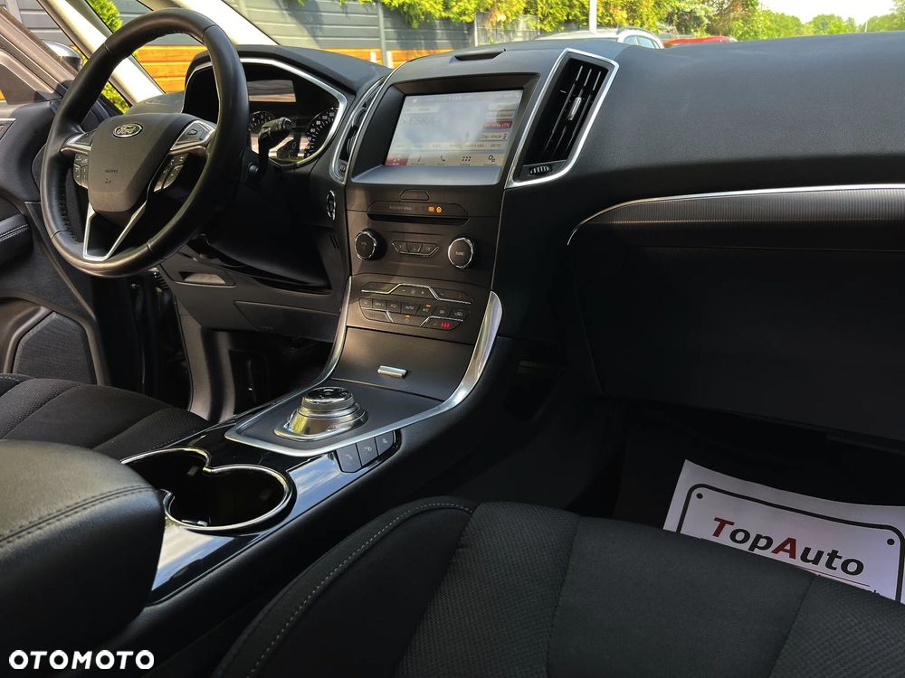 Ford S-Max 2.0 EcoBlue Titanium - 19