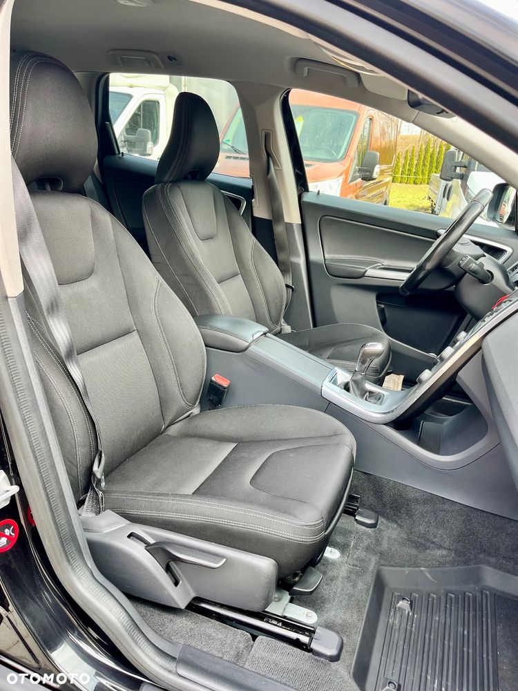 Volvo XC 60 D3 Inscription - 15