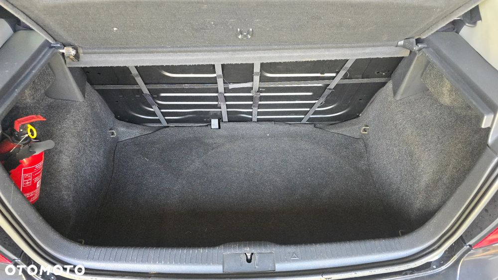 Volkswagen Polo 1.2 Comfortline - 15