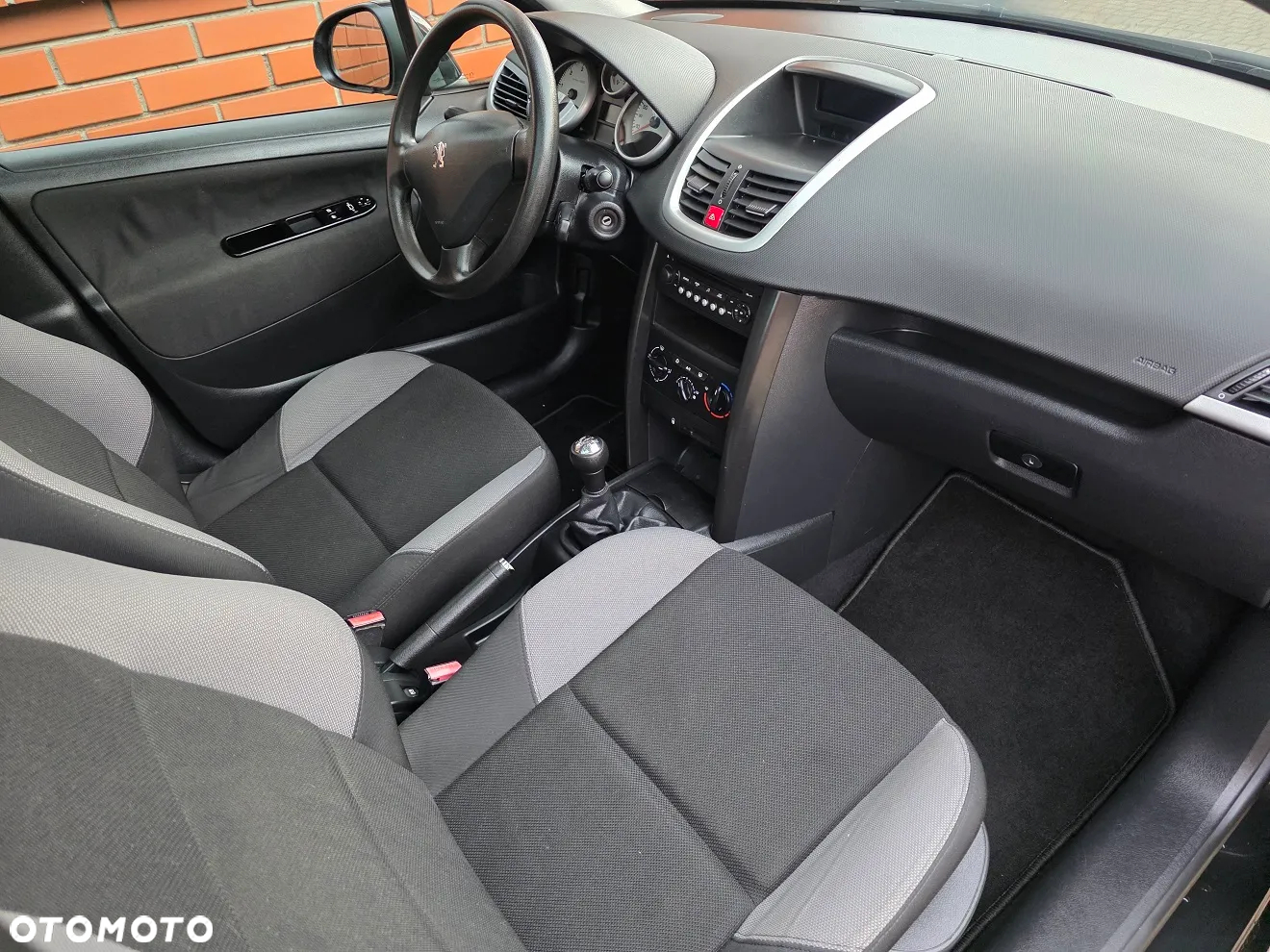 Peugeot 207 110 HDi FAP (Blue Lion) Tendance - 15