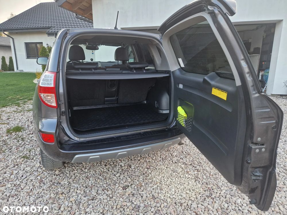 Toyota RAV4 2.2 D-4D 4x4 Automatik Executive - 14