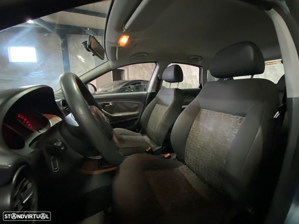 SEAT Ibiza 1.2 12V Reference - 7