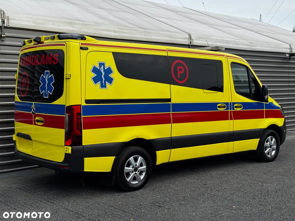 Mercedes-Benz Sprinter - 3
