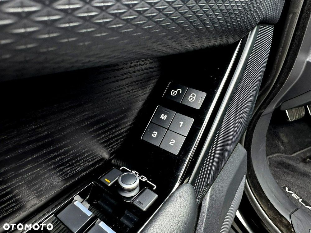 Land Rover Range Rover Velar 2.0 P250 R-Dynamic S - 25