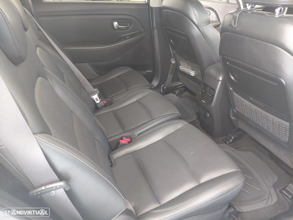 Kia Carens 1.7 CRDi ISG TX - 7