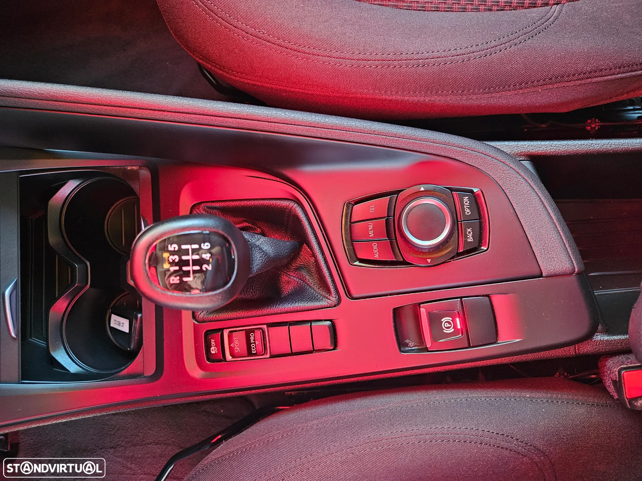 BMW X1 18 d sDrive Advantage - 31