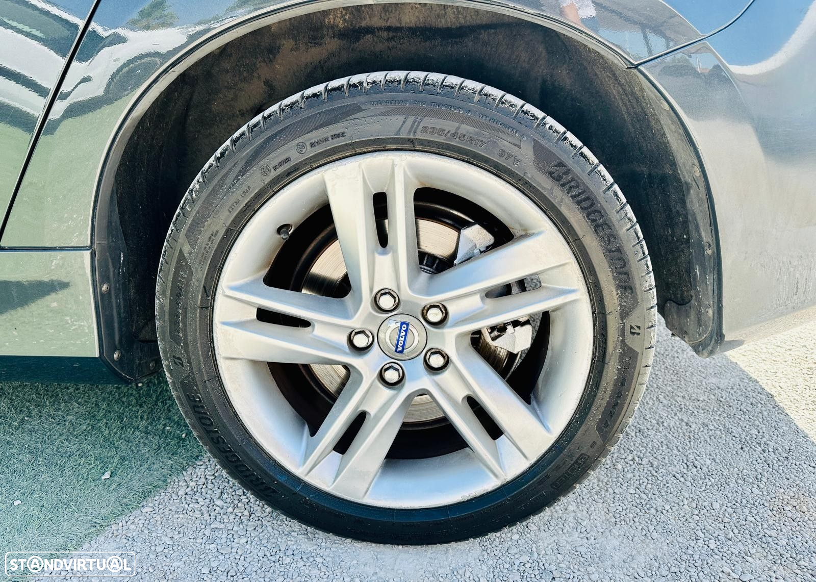 Volvo V60 2.4 D6 Momentum AWD Phev - 9