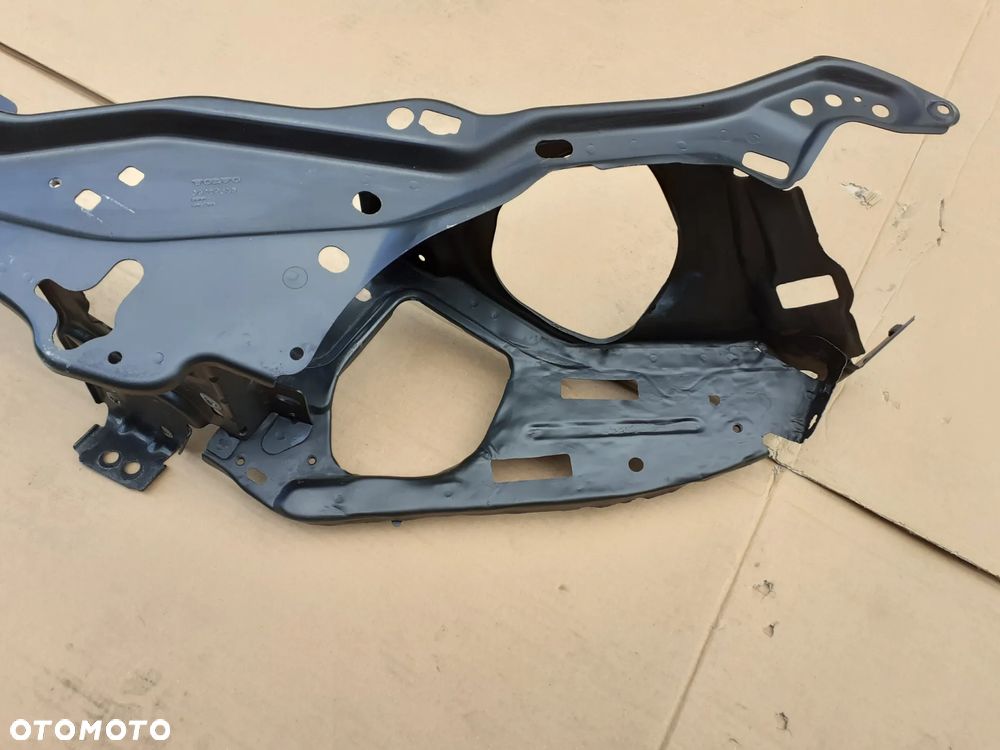 Pas przedni okular wzmocnienie Volvo XC60 13-17r - 3